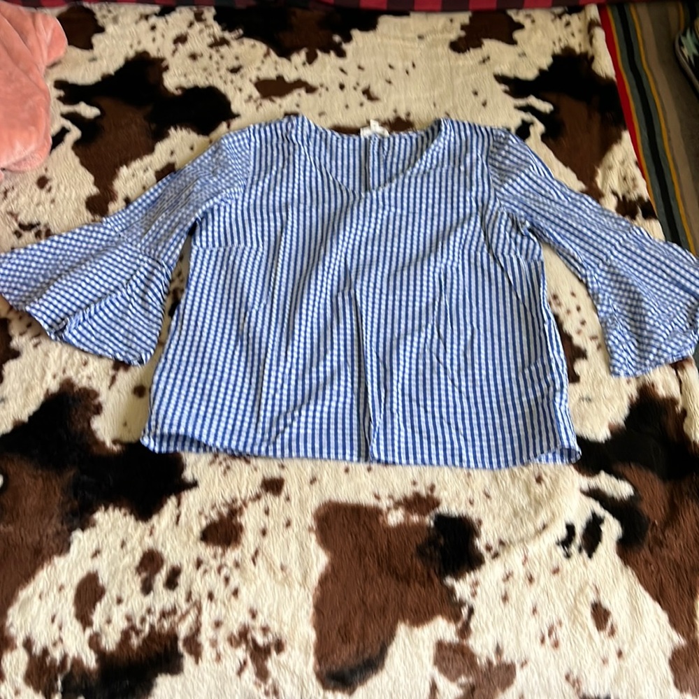 Jane and Delaney top